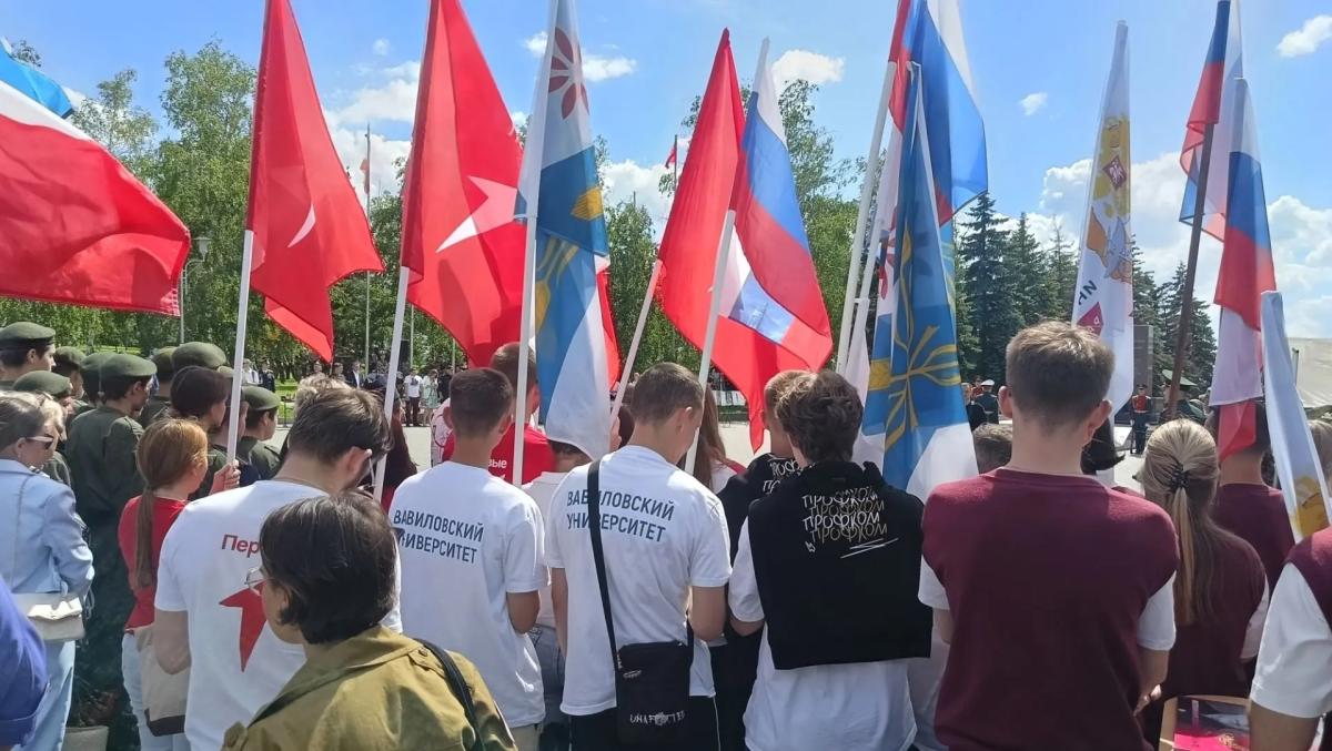 Активисты университета приняли участие в патриотическом мероприятии «Народов много – Россия одна» Фото 1